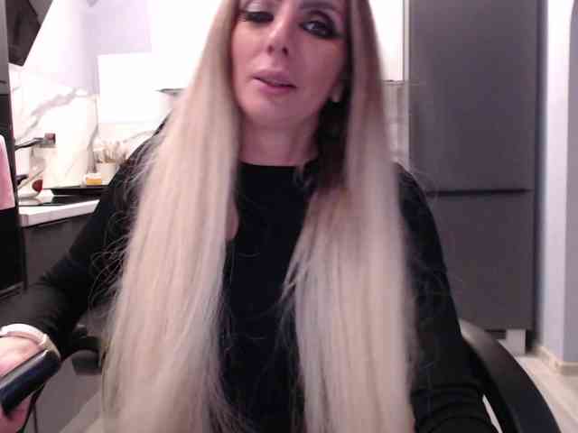 blondalina webcam