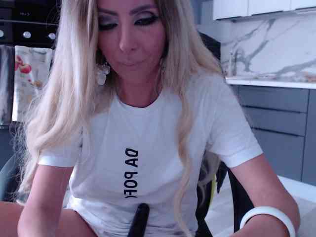 random chat cam Blondalina