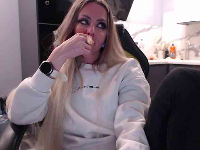 blondalina blondalina