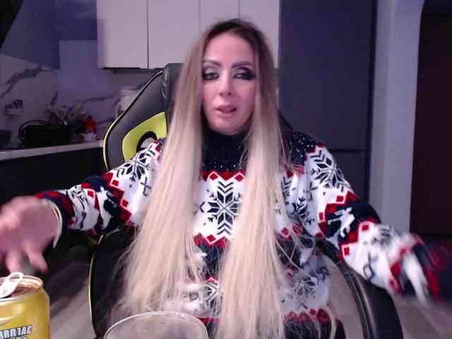 blondalina webcam