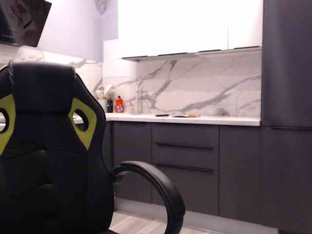 blondalina webcam