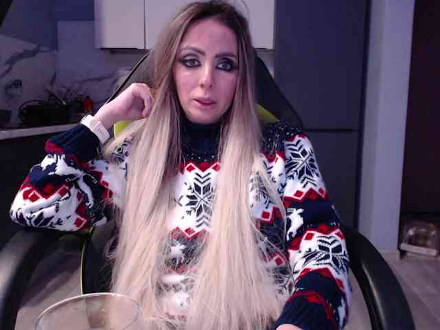 blondalina webcam