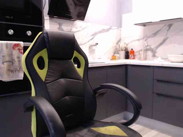 blondalina webcam