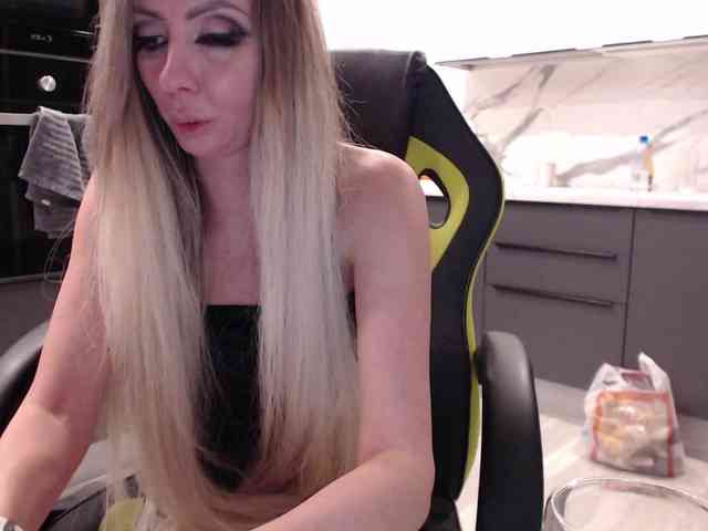 blondalina blondalina