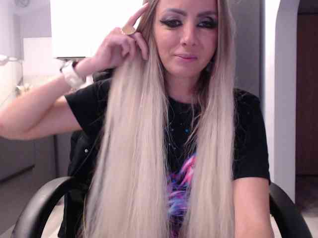 blondalina webcam