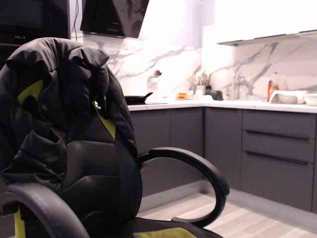 blondalina webcam