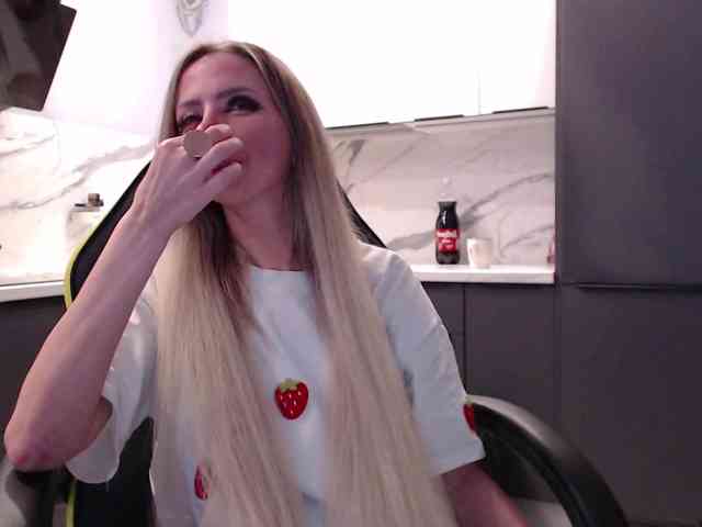 blondalina blondalina