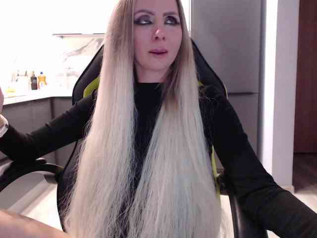 blondalina webcam