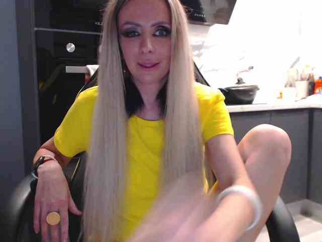 live webcam porno Blondalina