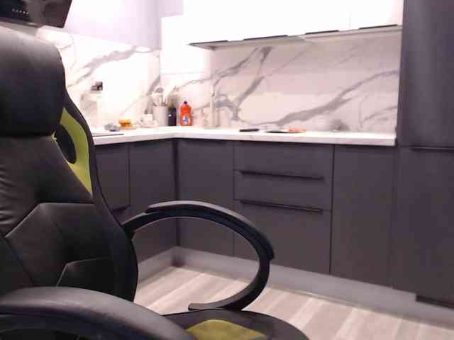 blondalina webcam
