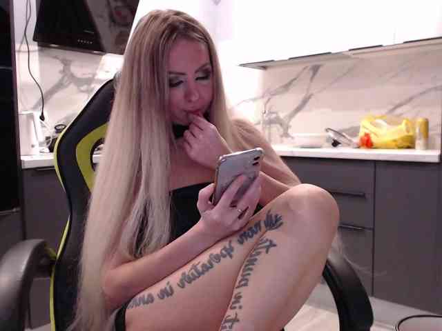 blondalina blondalina