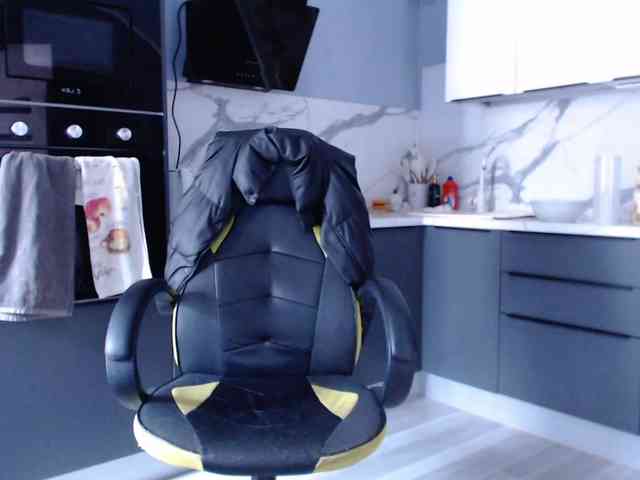 blondalina webcam