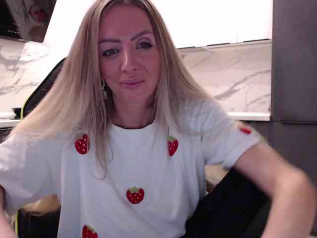 blondalina blondalina