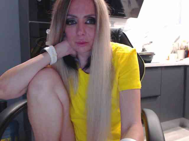 blondalina webcam