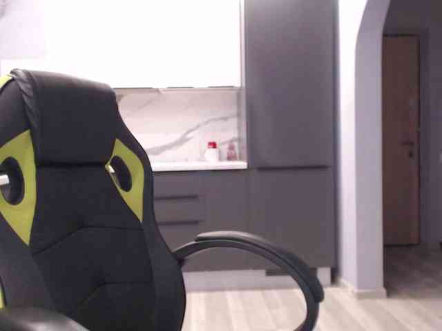 blondalina webcam