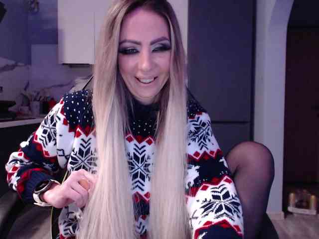 blondalina webcam