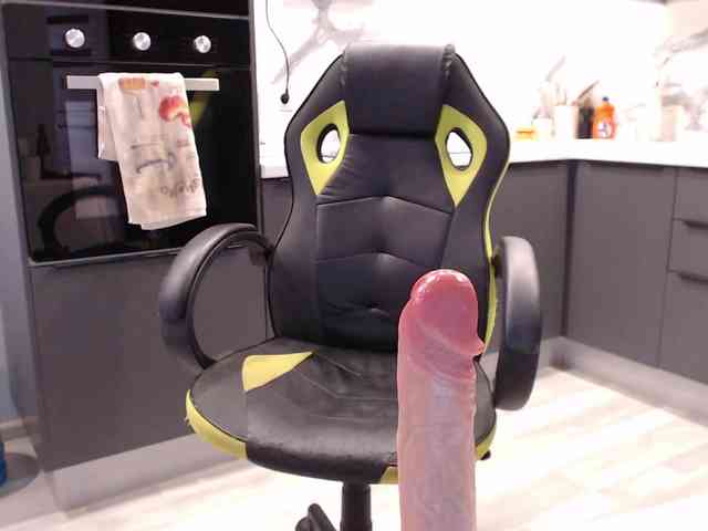 anonymous videochat Blondalina