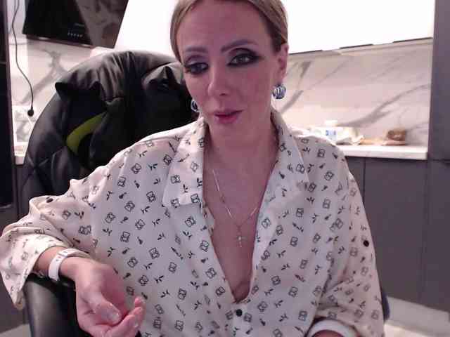 live nude webcam Blondalina