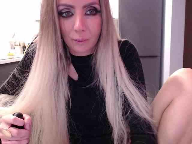 blondalina webcam