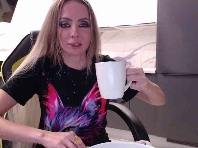 blondalina blondalina