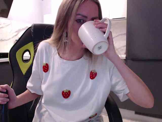 blondalina blondalina