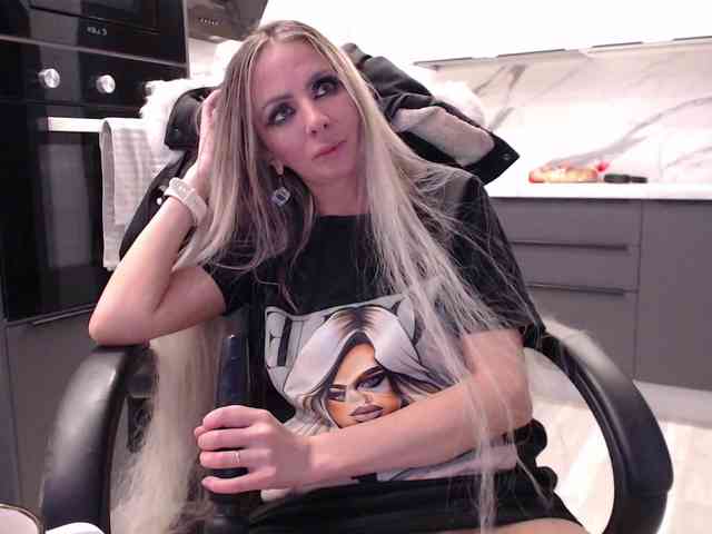 blondalina webcam