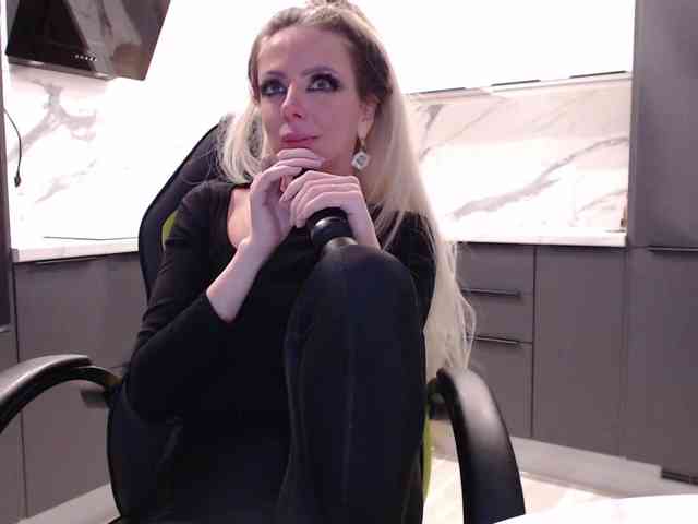 blondalina blondalina