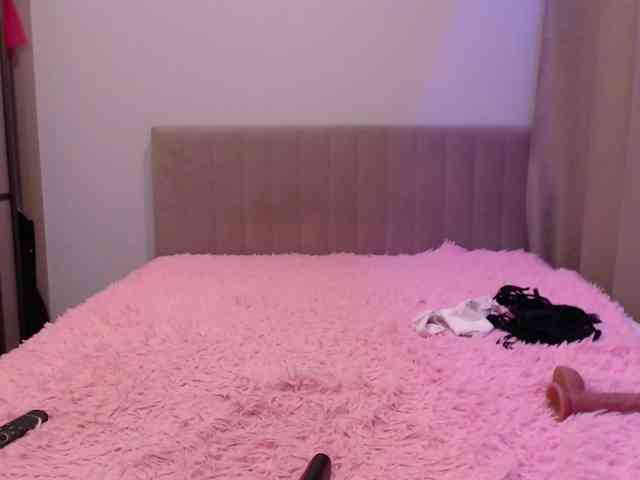 blondalina webcam