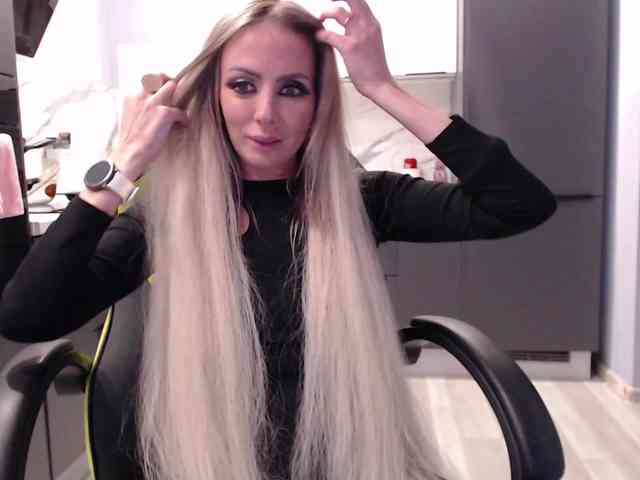 blondalina webcam