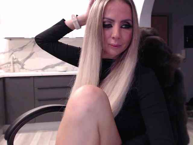 blondalina webcam
