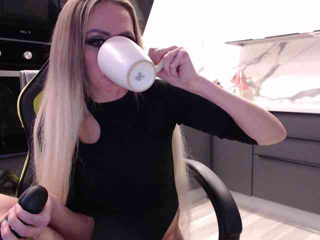 blondalina blondalina