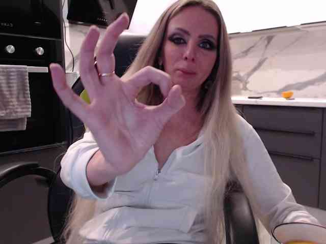 blondalina blondalina