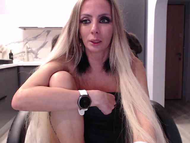blondalina webcam