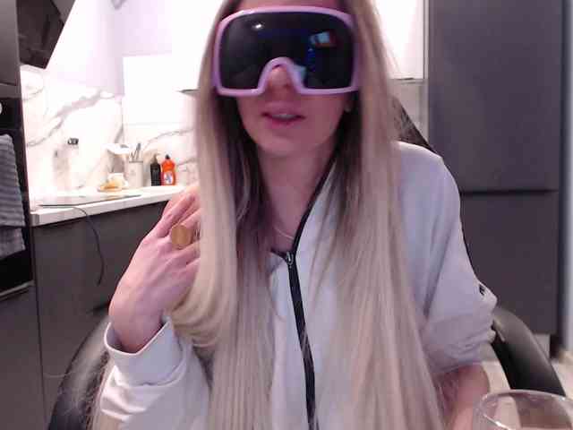 blondalina blondalina