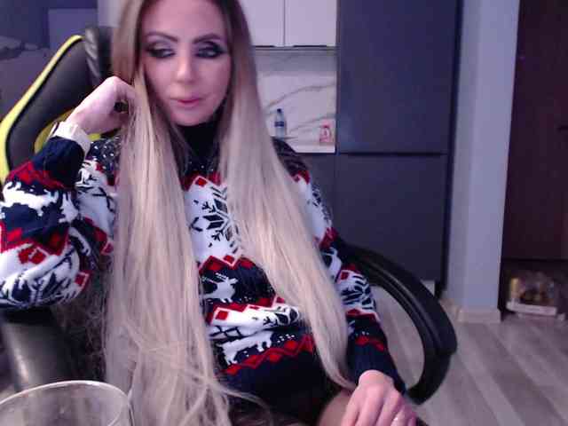 blondalina webcam