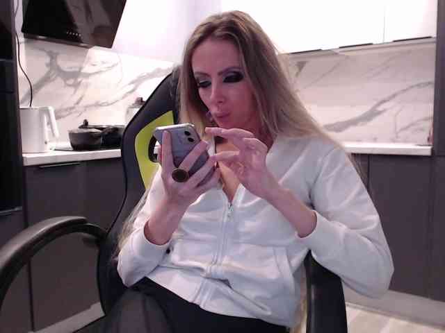 blondalina blondalina