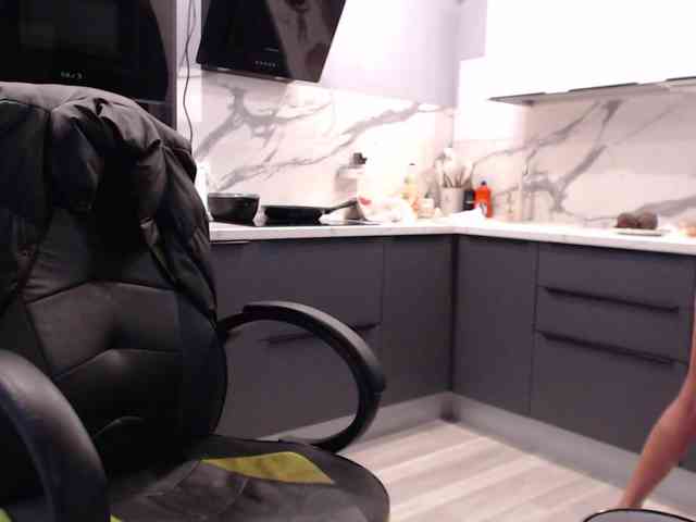 blondalina webcam
