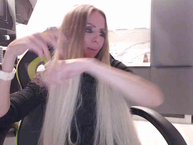 blondalina webcam