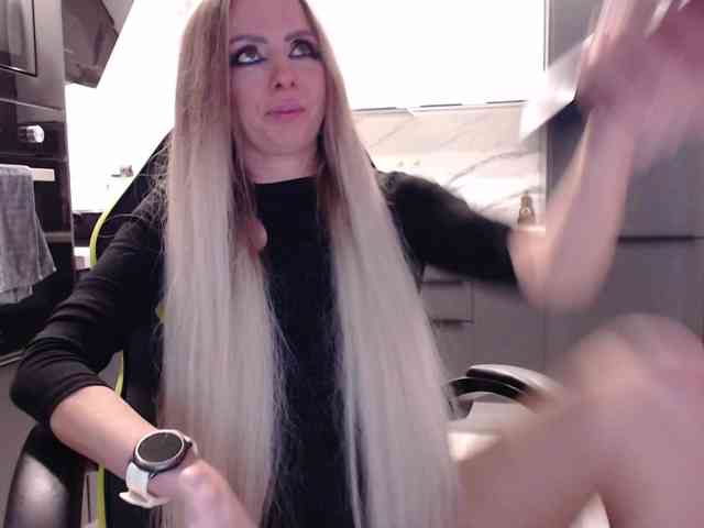 blondalina webcam
