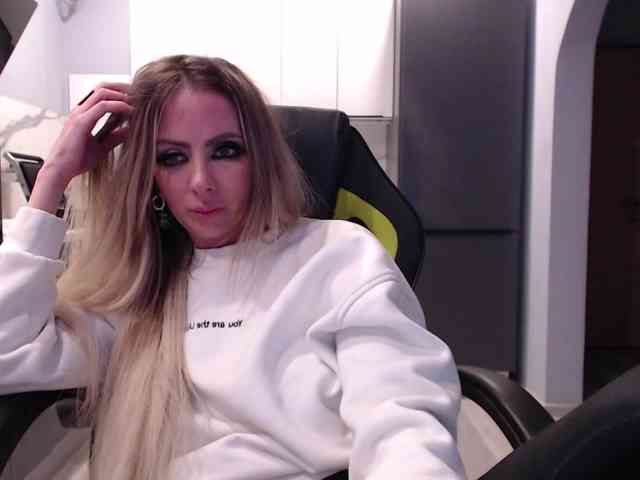 blondalina blondalina