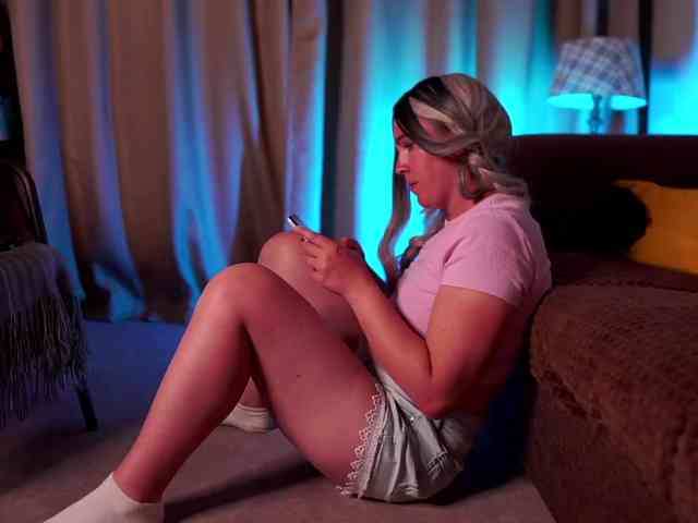 camsex live Foxy-Slut