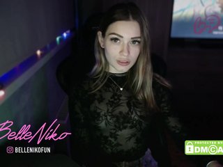 Belleniko Porn Show