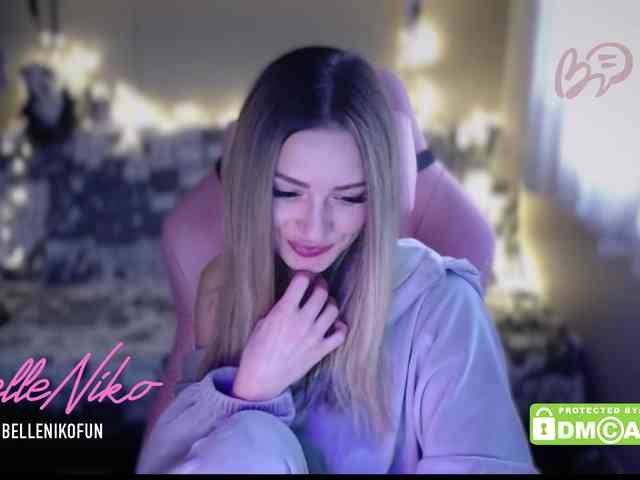 BelleNiko webcam