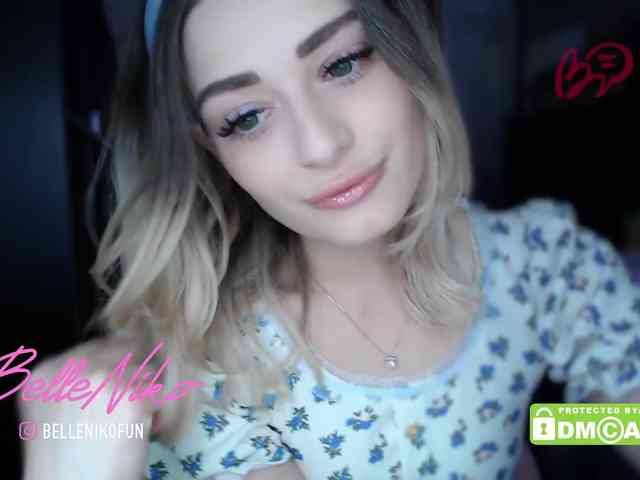 BelleNiko webcam