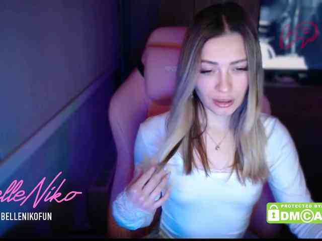 BelleNiko webcam