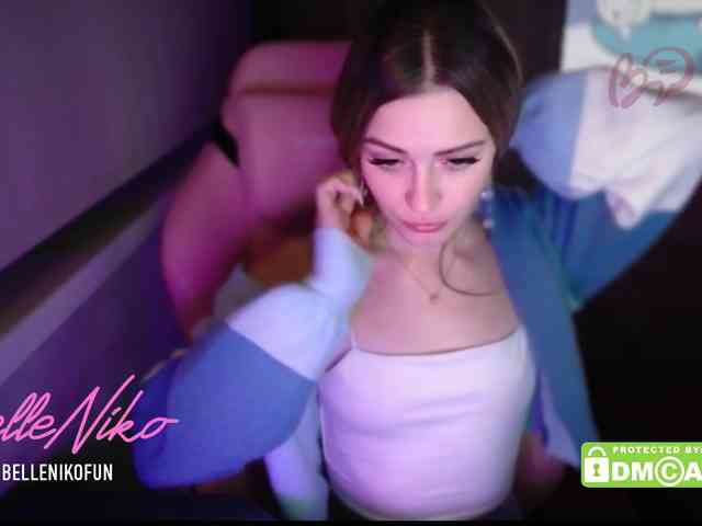 BelleNiko webcam