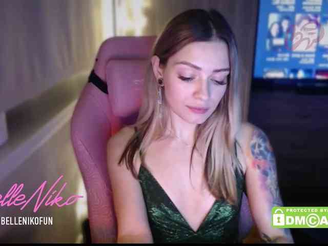 BelleNiko webcam