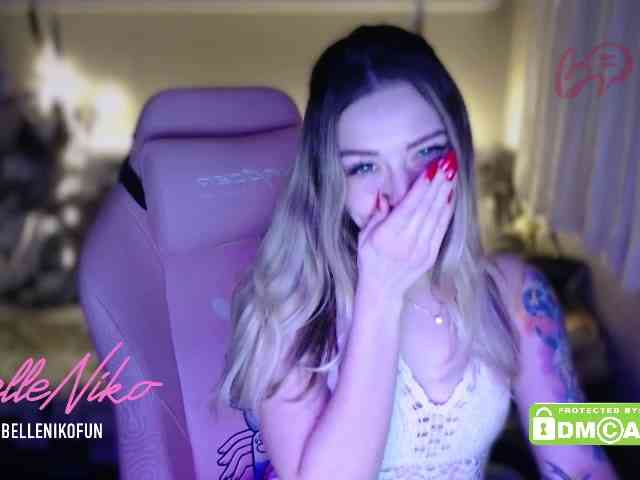BelleNiko webcam