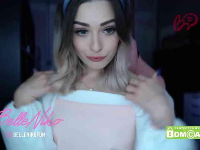 BelleNiko webcam
