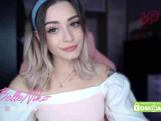 BelleNiko webcam